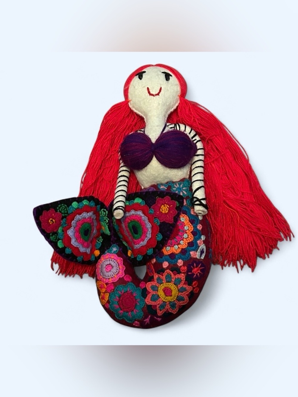 Embroidery Mermaid Handcrafted - Picture 1 of 3